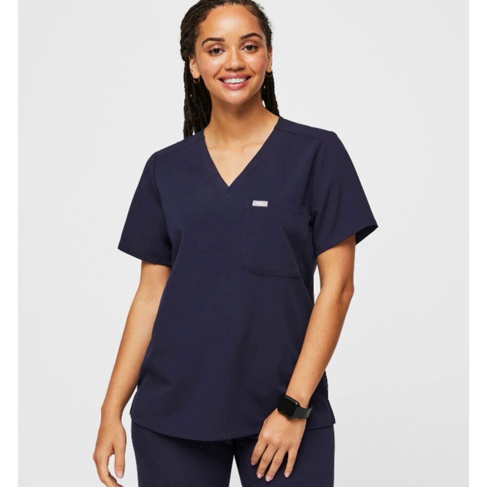 FIGS Catarina Scrub Top Women's Large Purple V Neck FIONx Medical Uniform